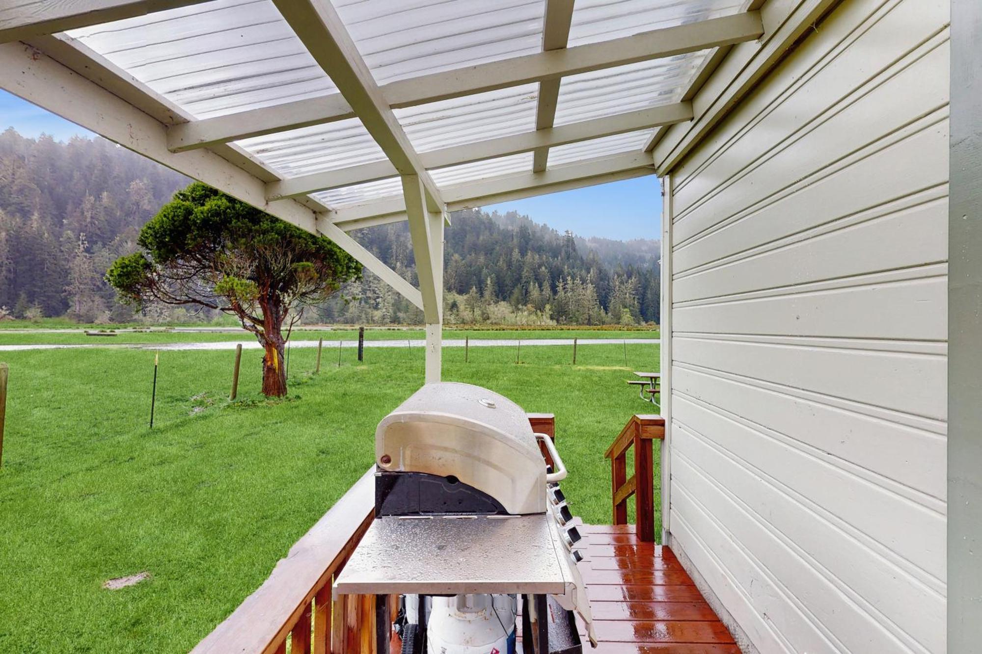 Redwood Farmhouse In The Orick Valley Exterior foto